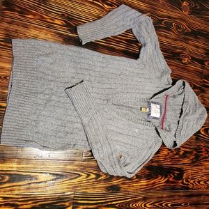 American Eagle Gray Hooded Sweater